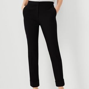 Loft size 6 high waist curvy skinny black pants. Ankle length, zip closure.